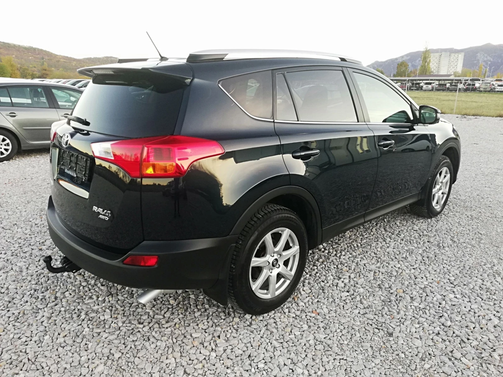 Toyota Rav4 2.2d 4x4 kli navi kamera 150 - изображение 6