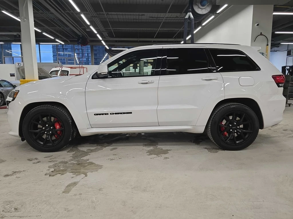Jeep Grand cherokee * SRT * CARFAX * БЕЗ ПЪРВОНАЧАЛНА ВНОСКА - изображение 2