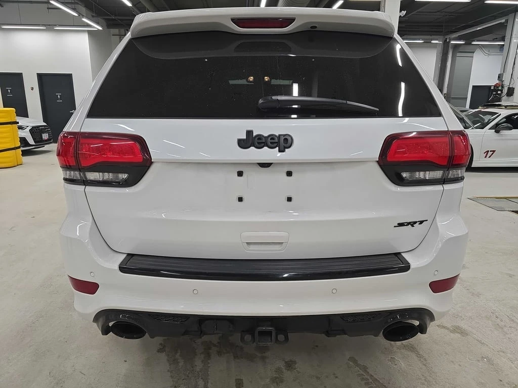 Jeep Grand cherokee * SRT * CARFAX * БЕЗ ПЪРВОНАЧАЛНА ВНОСКА - изображение 4