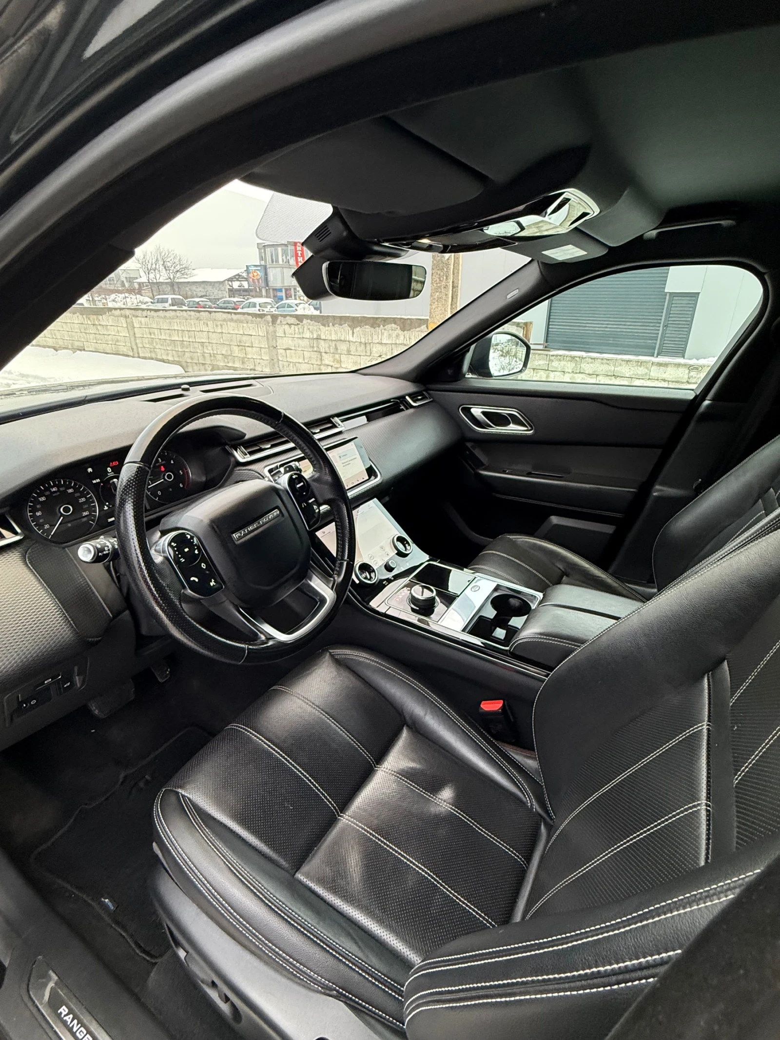 Land Rover Range Rover Velar  - изображение 9