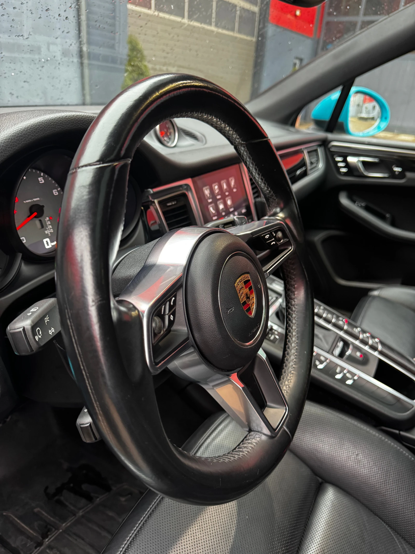 Porsche Macan, снимка 12 - Автомобили и джипове - 53706550