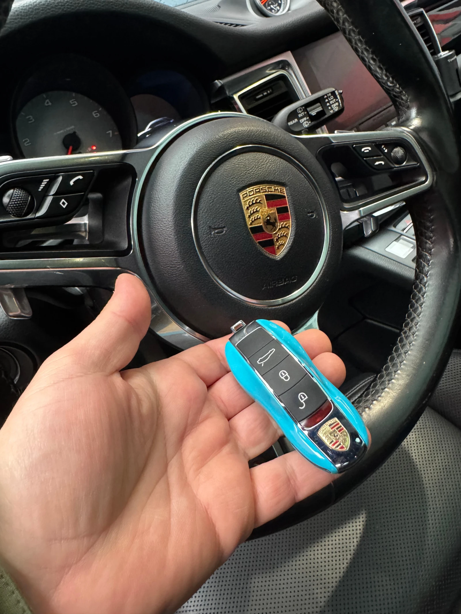 Porsche Macan, снимка 8 - Автомобили и джипове - 53706550