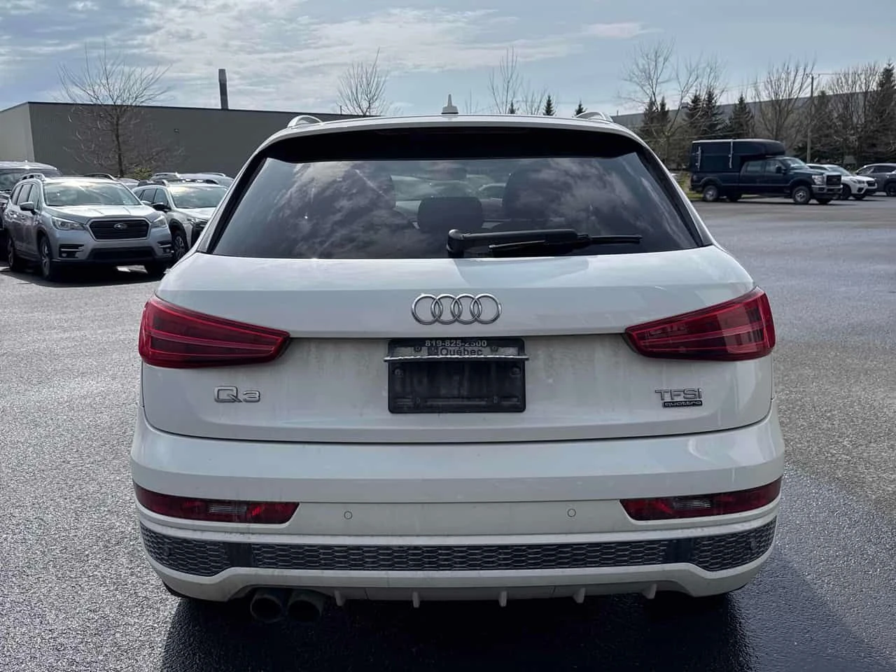 Audi Q3 Technik/CARFAX/ПАНОРАМА/ПОДГРЕВИ, снимка 5 - Автомобили и джипове - 54431896