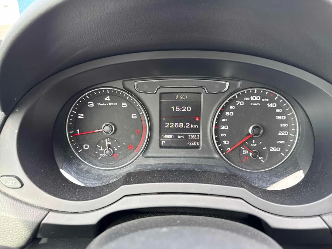 Audi Q3 Technik/CARFAX/ПАНОРАМА/ПОДГРЕВИ, снимка 8 - Автомобили и джипове - 54431896