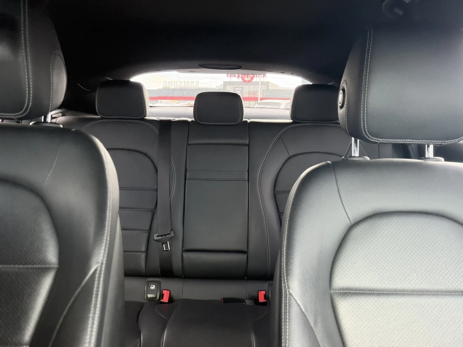 Mercedes-Benz GLC 220 Coupe, снимка 10 - Автомобили и джипове - 55483131