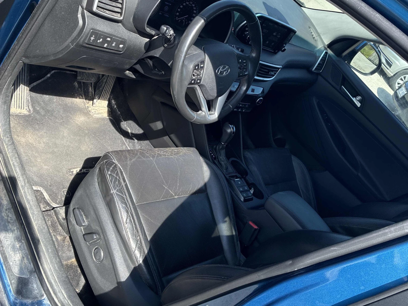 Hyundai Tucson, снимка 5 - Автомобили и джипове - 55689895
