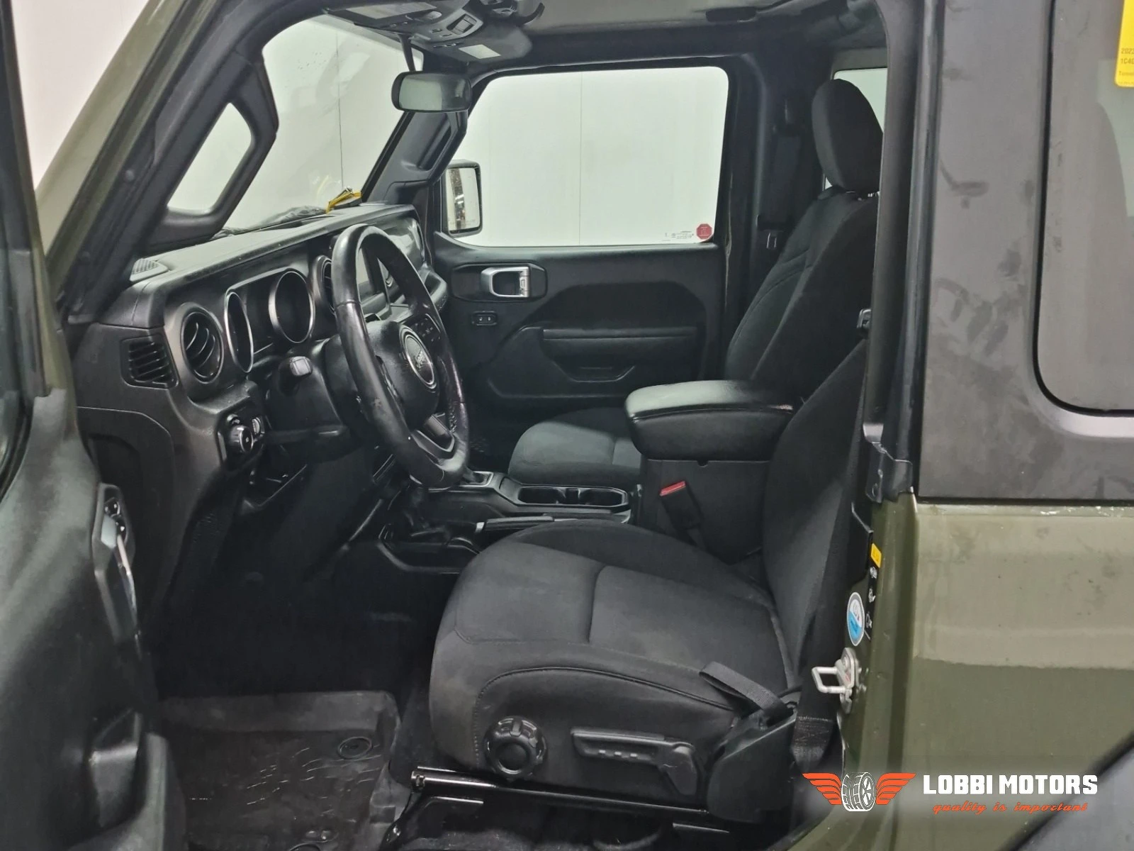 Jeep Wrangler, снимка 5 - Автомобили и джипове - 55992797