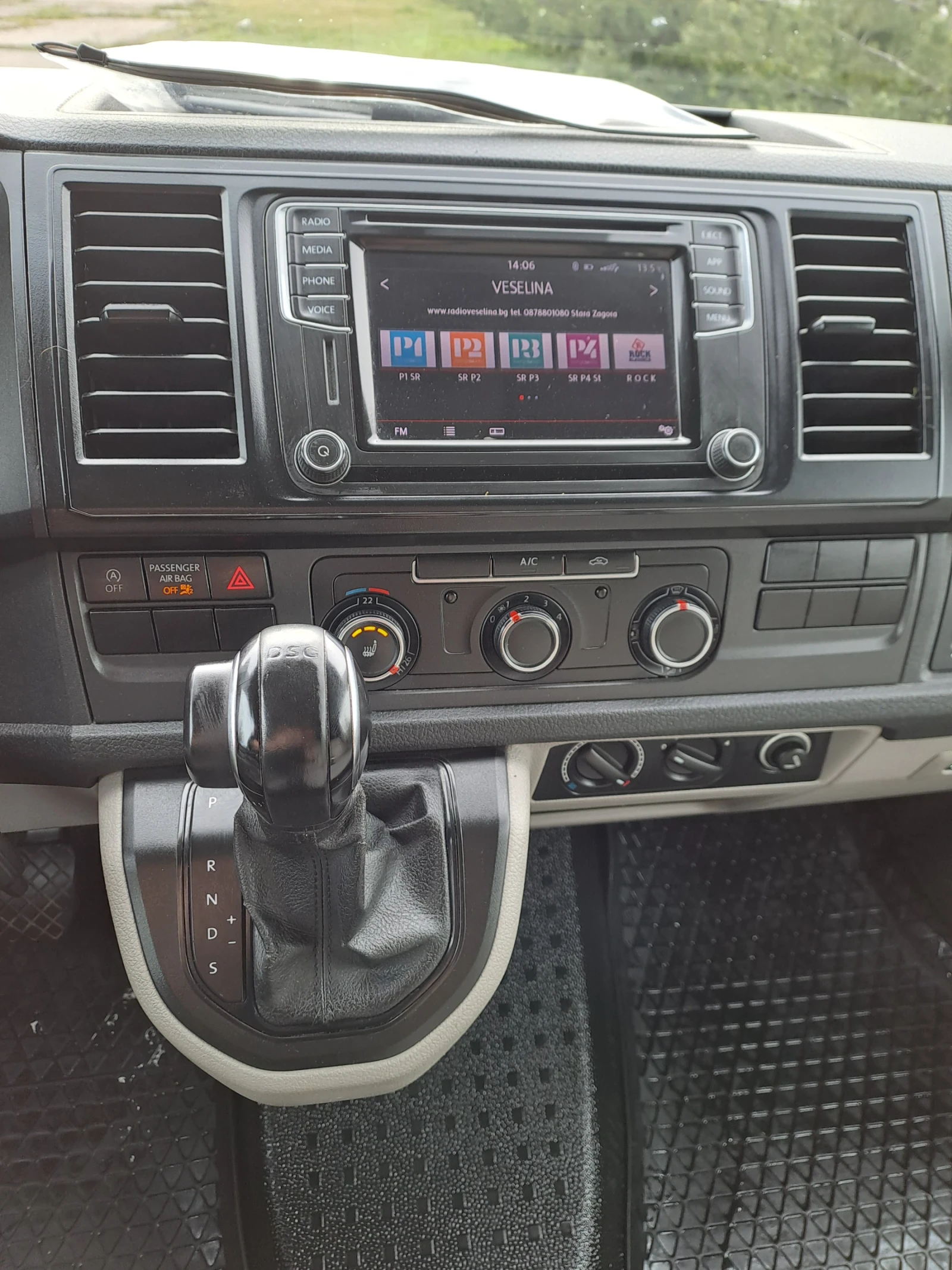 VW Transporter 2.0 TDI LONG, снимка 3 - Бусове и автобуси - 54551506