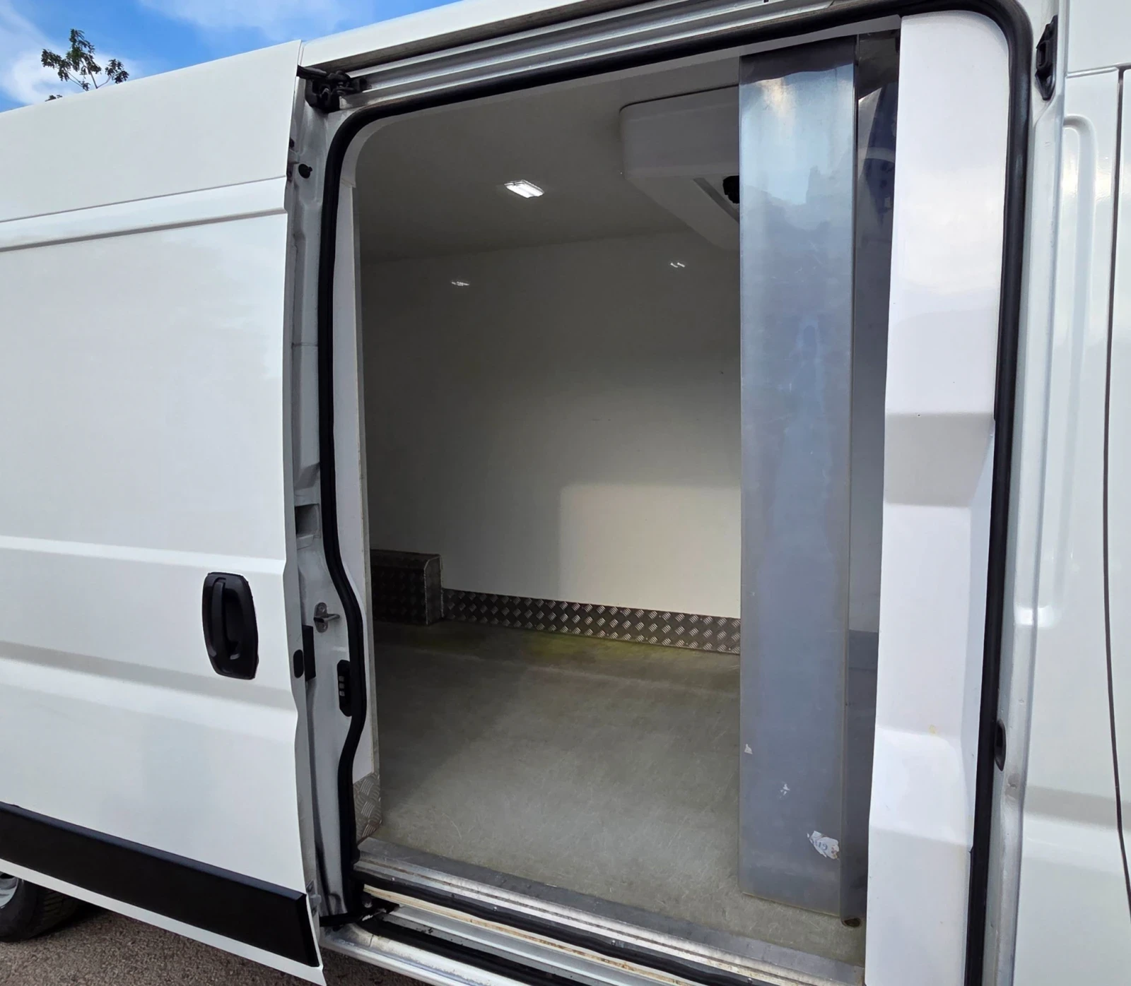 Citroen Jumper 2022/Termoking 2.2Hdi -20 , снимка 3 - Бусове и автобуси - 55657652