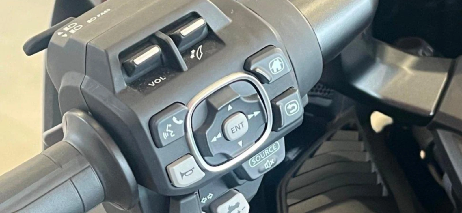 Honda Gold Wing 940 км.BLIACK EDITION-НОВ.НОВ.НОВ - изображение 5