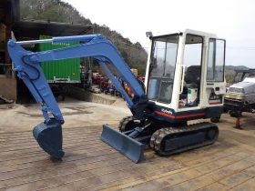      Kubota -021 Cabin