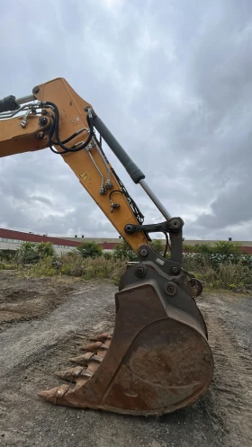      Liebherr R 936 LC 