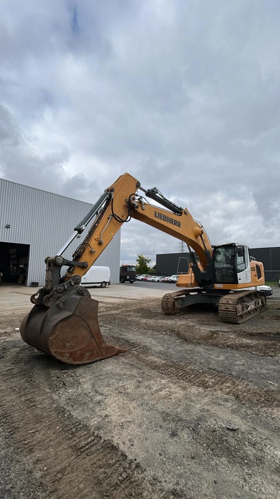 Багер Liebherr R 936 LC ЛИЗИНГ - изображение 3