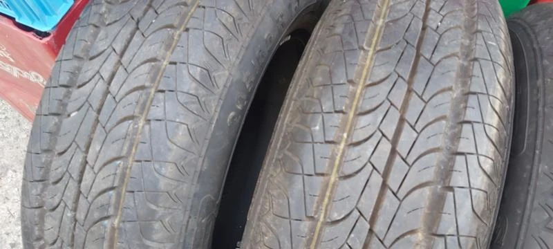 Гуми Летни 205/65R15, снимка 2 - Гуми и джанти - 33729864