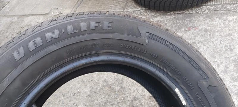 Гуми Летни 205/65R15, снимка 6 - Гуми и джанти - 33729864