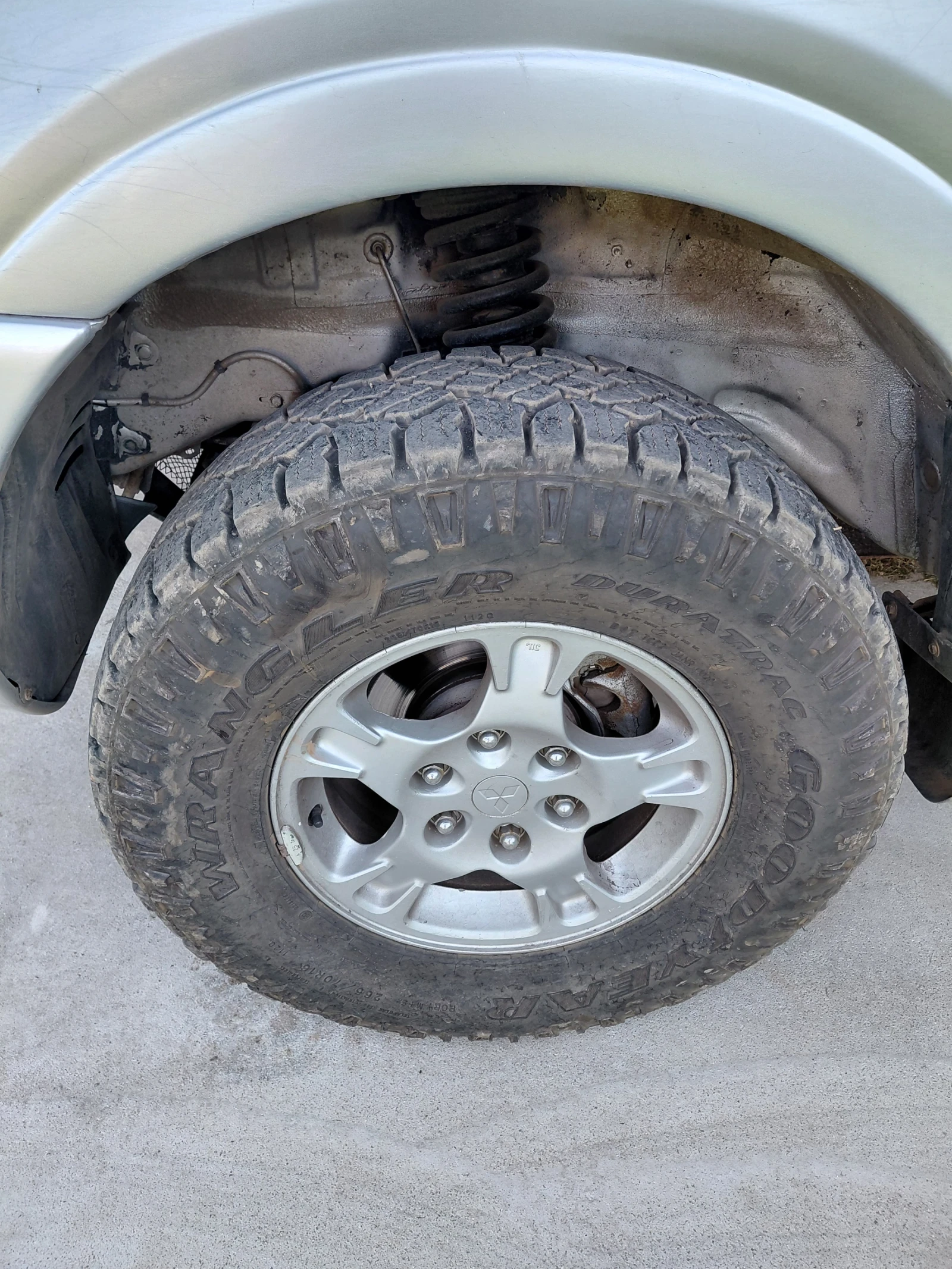 Гуми с джанти Goodyear 265/70R16
