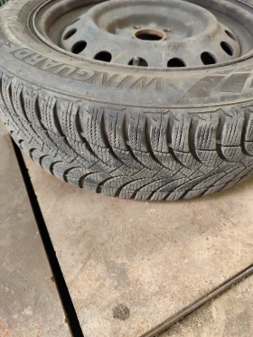 Гуми с джанти Nexen 205/60R16, снимка 3 - Гуми и джанти - 47765831