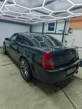 Chrysler 300c | Mobile.bg    2