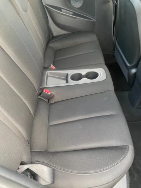 Hyundai Veloster  1, 6 Автоматик щвейцария, снимка 11