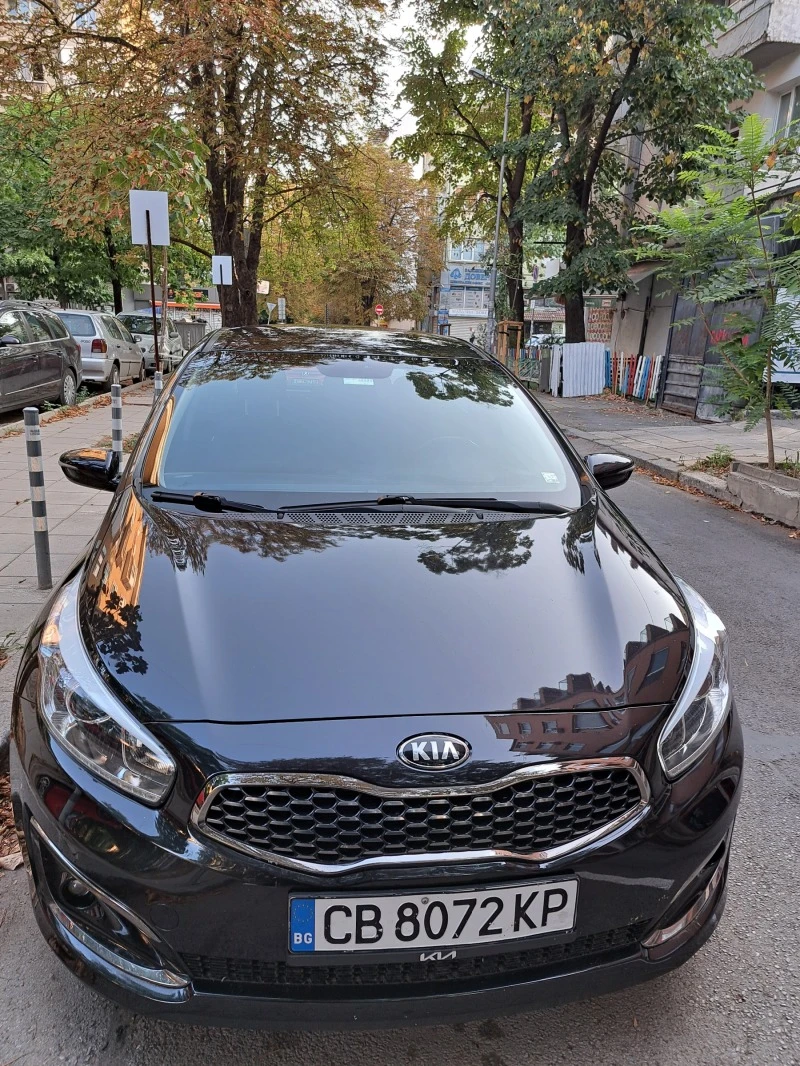 Kia Ceed, снимка 3 - Автомобили и джипове - 47394547