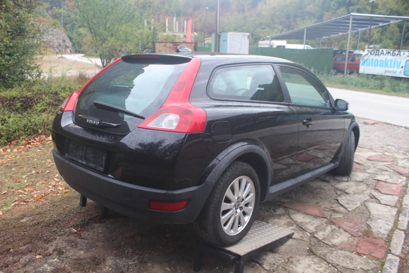 Volvo C30 2.0ТДИ КУПЕ, снимка 4 - Автомобили и джипове - 47403583