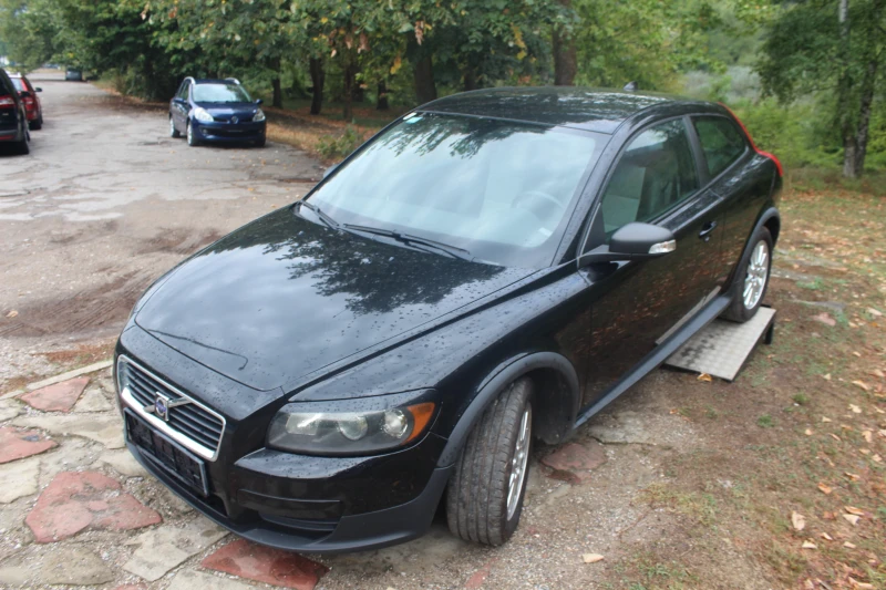 Volvo C30 2.0ТДИ КУПЕ, снимка 3 - Автомобили и джипове - 47403583