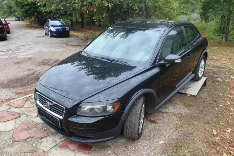 Volvo C30 2.0ТДИ КУПЕ, снимка 13 - Автомобили и джипове - 47403583