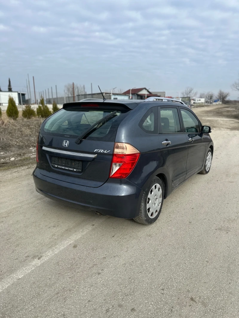 Honda Fr-v, снимка 4 - Автомобили и джипове - 49218941