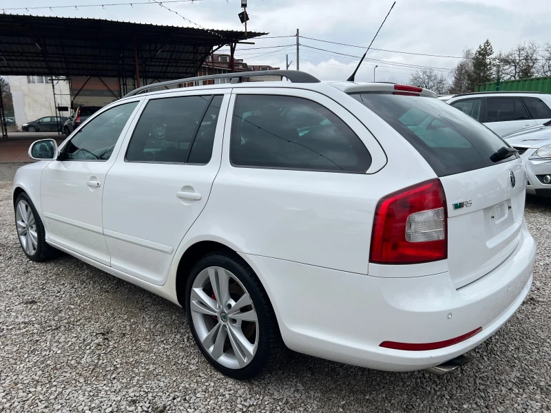 Skoda Octavia VRS 2.0T* ШВЕЙЦАРИЯ* КОЖА* КСЕНОН* , снимка 7 - Автомобили и джипове - 49324137