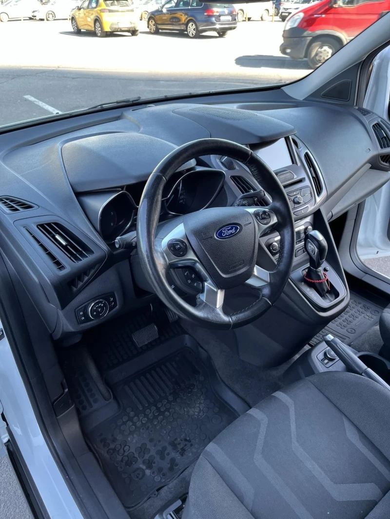 Ford Connect Tourneo, снимка 5 - Автомобили и джипове - 49387807