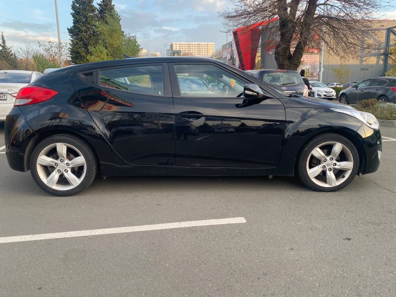 Hyundai Veloster  1, 6 Автоматик щвейцария, снимка 6 - Автомобили и джипове - 52469319