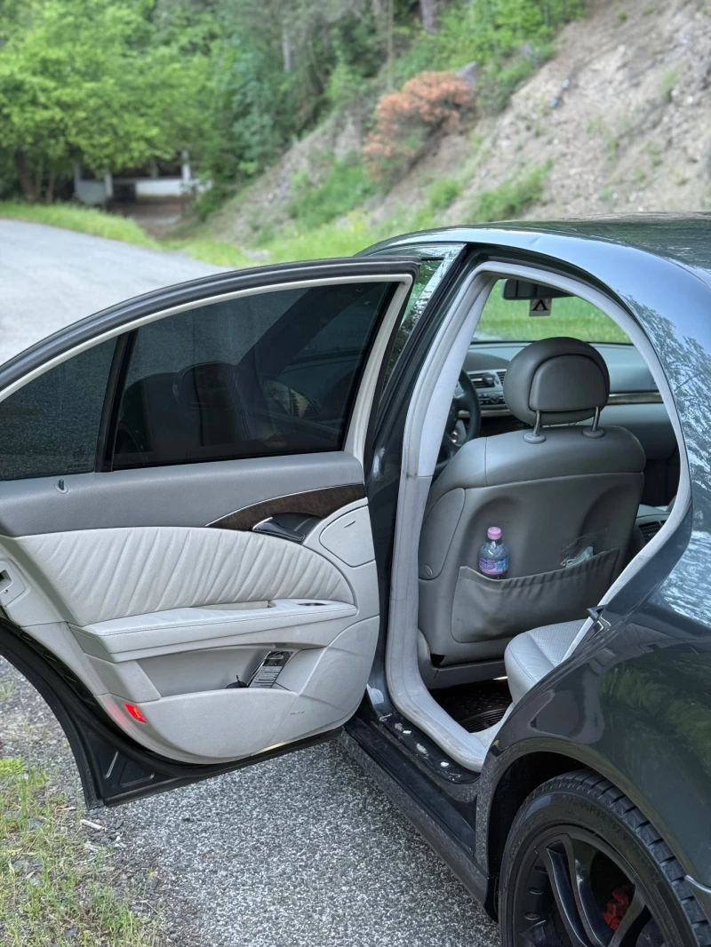 Mercedes-Benz E 220, снимка 16 - Автомобили и джипове - 52219689