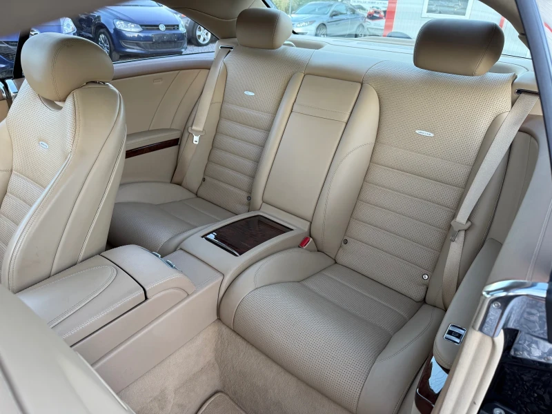Mercedes-Benz CL 63 AMG V8 (525 кс) 7G-TRONIC/Soft close/Keyless/Обдухване, снимка 12 - Автомобили и джипове - 50898949