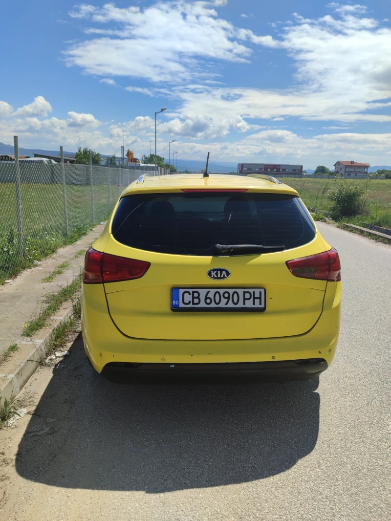 Kia Ceed Автоматик Дизел , снимка 7 - Автомобили и джипове - 52825021