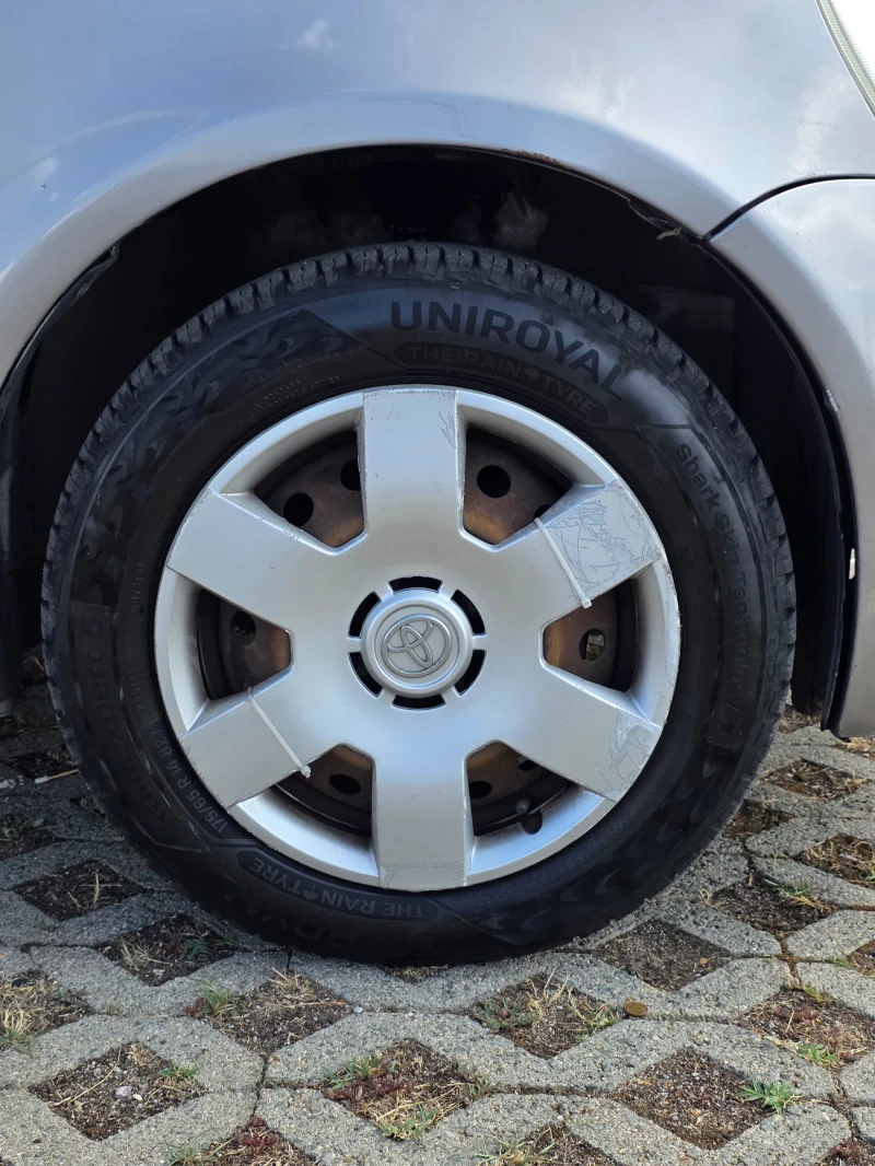 Toyota Yaris, снимка 11 - Автомобили и джипове - 52588380