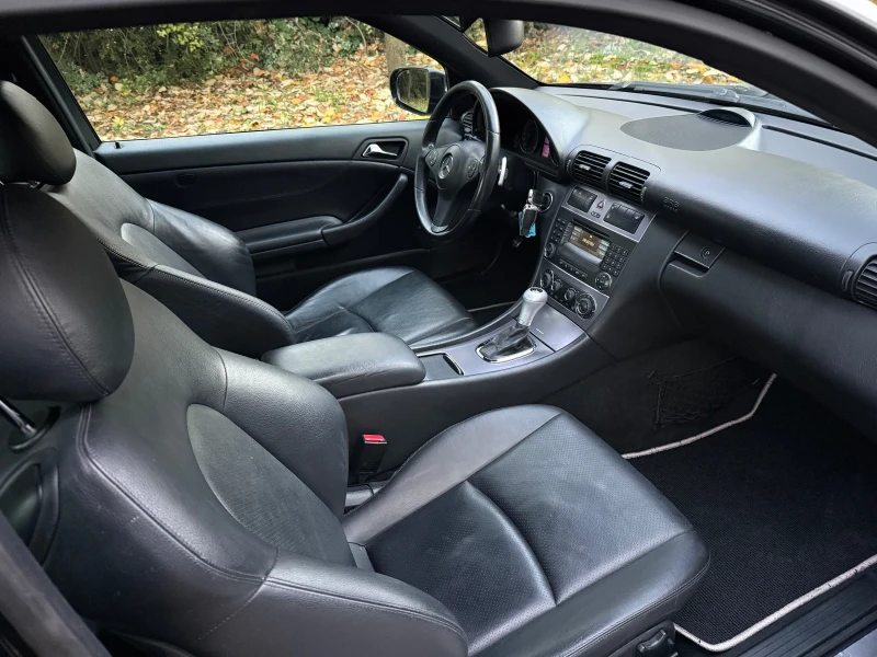 Mercedes-Benz CLC 230 AVTOMAT * AMG-line* Navi, снимка 10 - Автомобили и джипове - 52229669