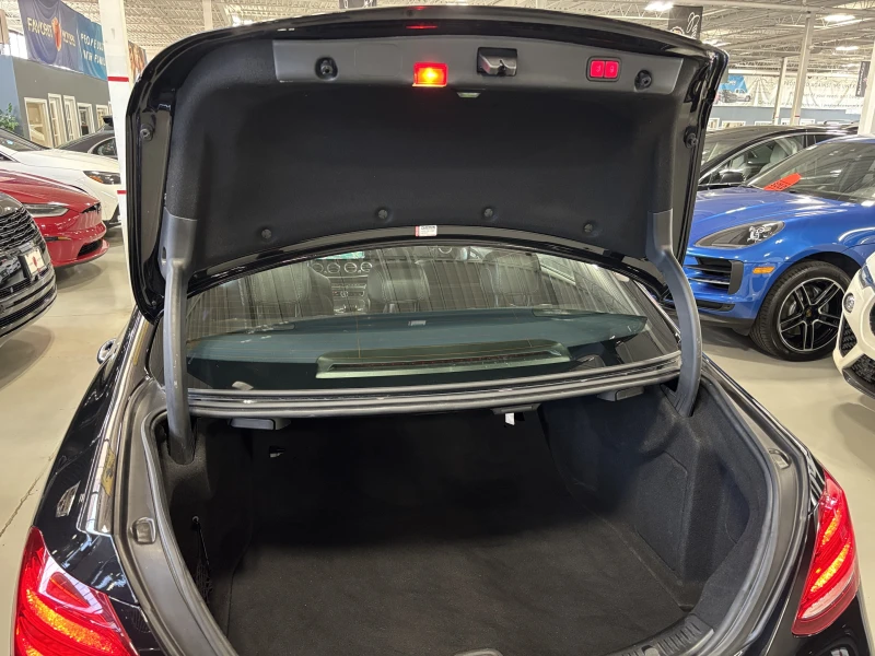 Mercedes-Benz E 300 AMG PACK* DIGITAL* BURMASTER* PANORAMA* KEYLESS, снимка 17 - Автомобили и джипове - 52367015