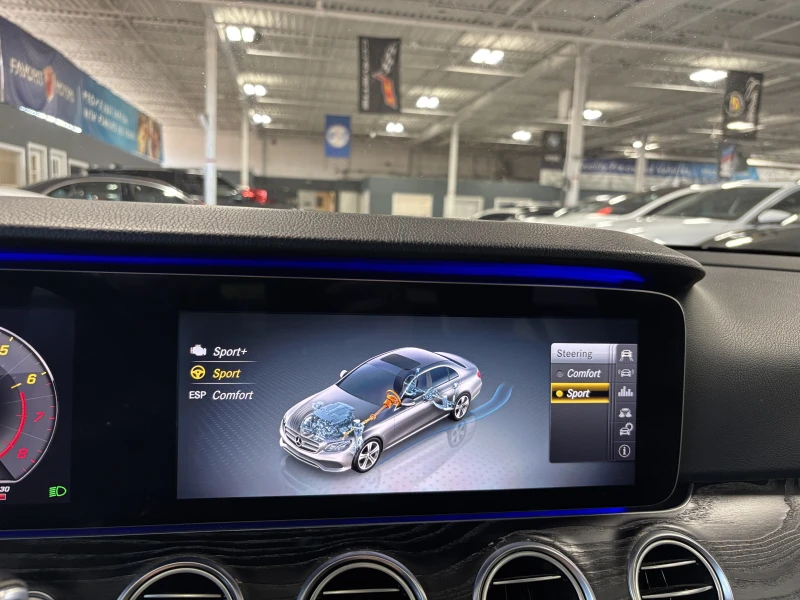 Mercedes-Benz E 300 AMG PACK* DIGITAL* BURMASTER* PANORAMA* KEYLESS, снимка 11 - Автомобили и джипове - 52367015