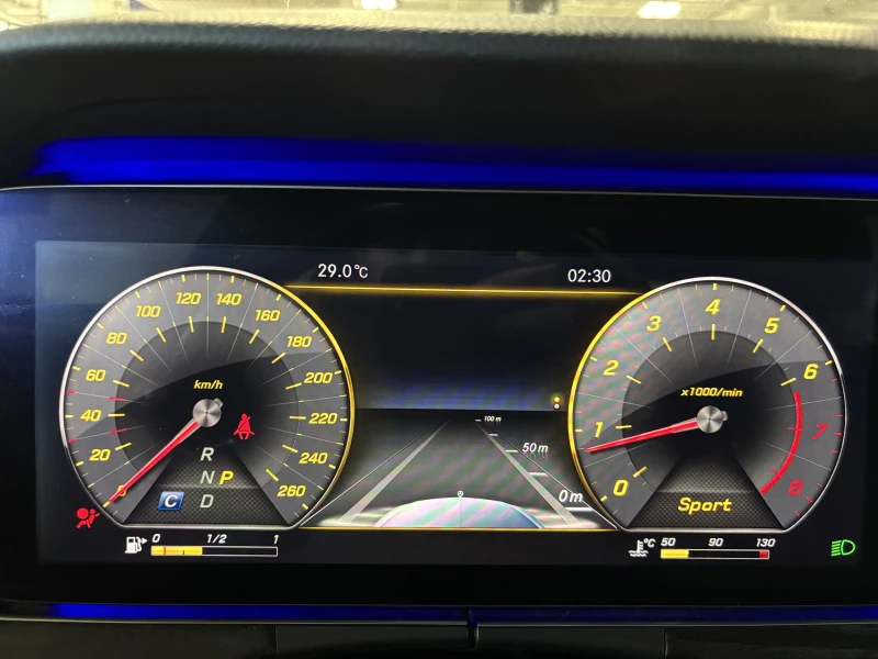 Mercedes-Benz E 300 AMG PACK* DIGITAL* BURMASTER* PANORAMA* KEYLESS, снимка 8 - Автомобили и джипове - 52367015