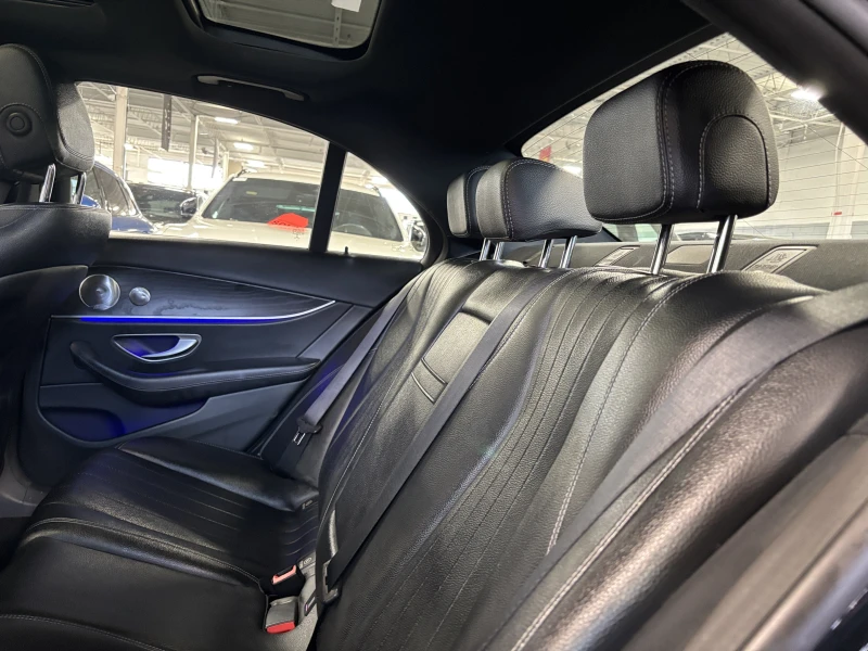 Mercedes-Benz E 300 AMG PACK* DIGITAL* BURMASTER* PANORAMA* KEYLESS, снимка 14 - Автомобили и джипове - 52367015