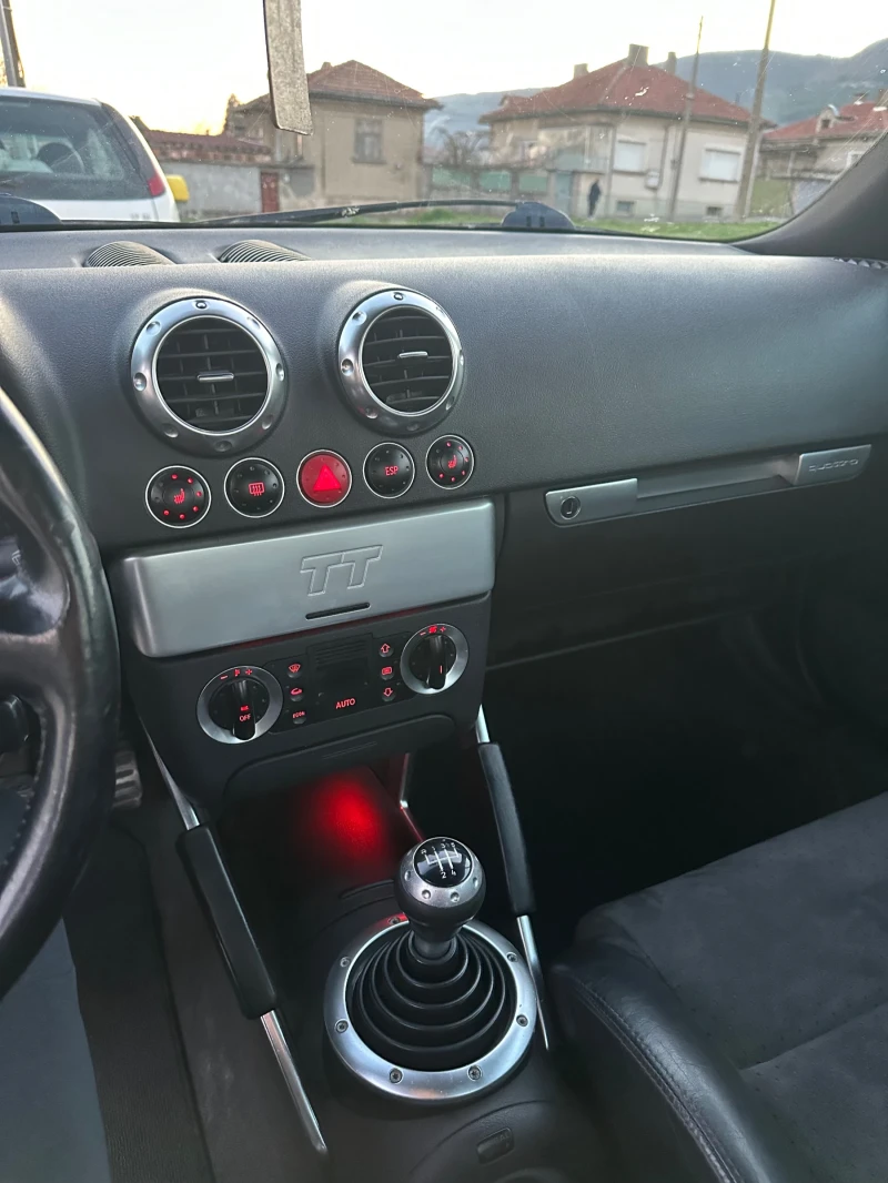 Audi Tt 1.8T 180кс 4Х4, снимка 6 - Автомобили и джипове - 52924368
