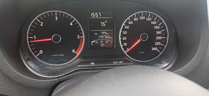 VW Polo 1.6 TDI, снимка 13 - Автомобили и джипове - 53056853