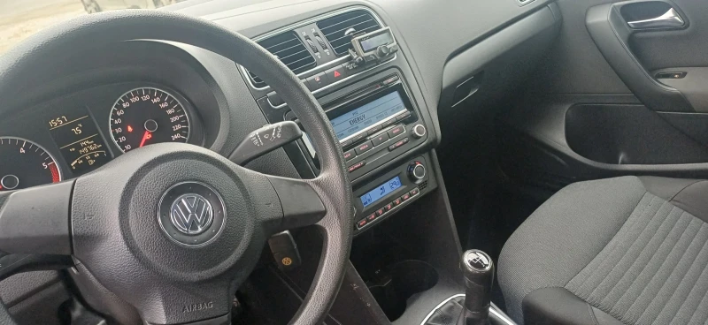 VW Polo 1.6 TDI, снимка 7 - Автомобили и джипове - 53056853