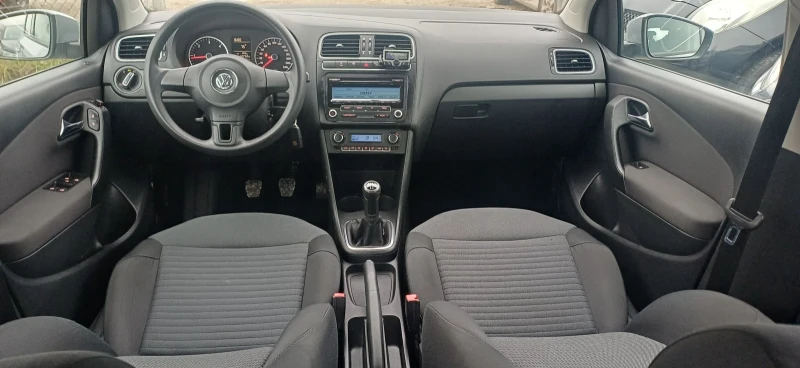 VW Polo 1.6 TDI, снимка 10 - Автомобили и джипове - 53056853