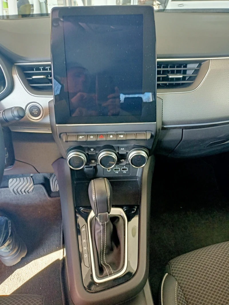 Renault Arkana 2900Евро за получаване, 1.3TCe Mild Hybrid 7EDC, снимка 6 - Автомобили и джипове - 53076340