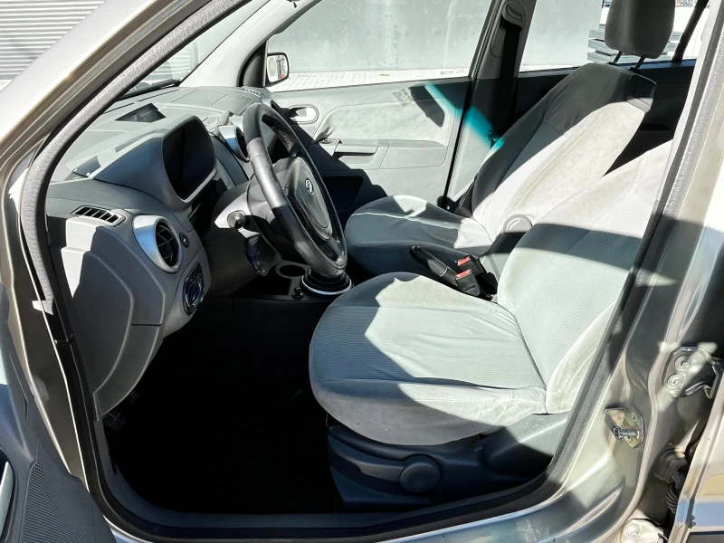 Ford Fusion 1.4TDCI/68КС/2003/година!, снимка 12 - Автомобили и джипове - 53085154