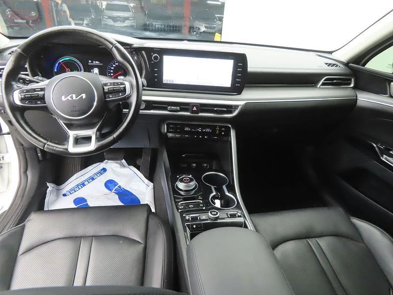 Kia K5 2.0 Automatic, снимка 7 - Автомобили и джипове - 55880085