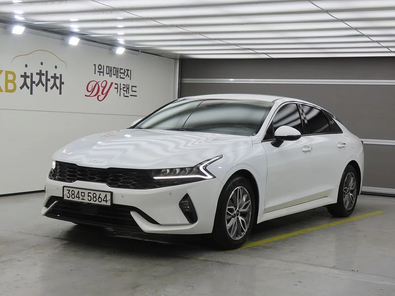 Kia K5 2.0 Automatic