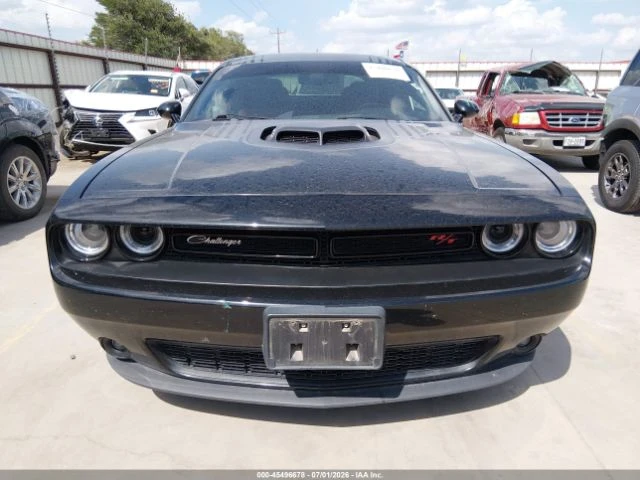 Dodge Challenger R/T PLUS SHAKER* CARFAX* КЛИП НА ДВИГАТЕЛ* АВТОКРЕ, снимка 2 - Автомобили и джипове - 55903180