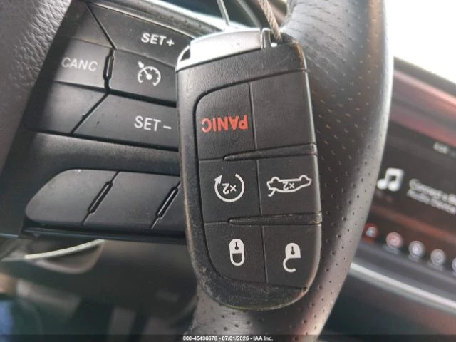 Dodge Challenger R/T PLUS SHAKER* CARFAX* КЛИП НА ДВИГАТЕЛ* АВТОКРЕ, снимка 14 - Автомобили и джипове - 55903180